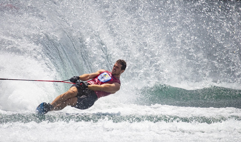 Freddie Winter & Rob Hazelwood Take Top 2 Spots At Pro Event British