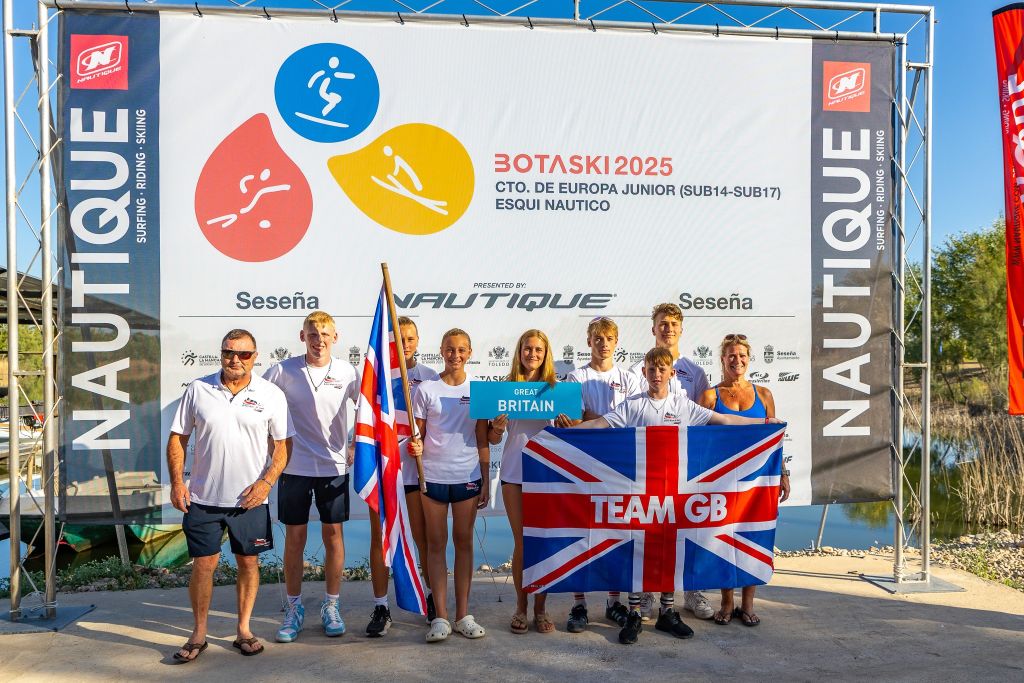 European Youth Waterski Championships 2025 GB Team - photo David Raw